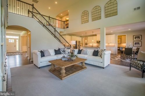 35 Winifred Dr, Hanover PA  17331 exterior