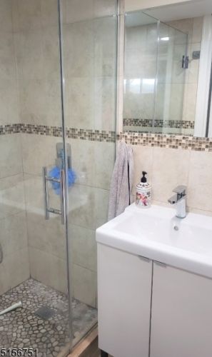 19 2nd St, Ridgefield Park NJ  07660-1051 exterior