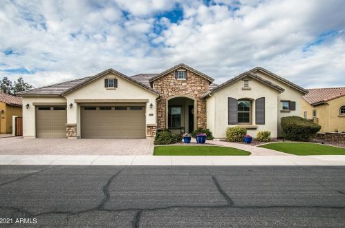 1546 Aquarius Pl, Chandler, AZ 85249-5128