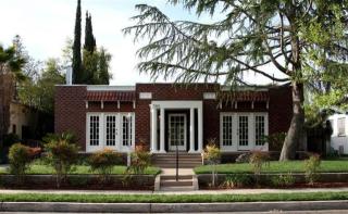 702 Normal Ave, Fresno CA  93703-3135 exterior