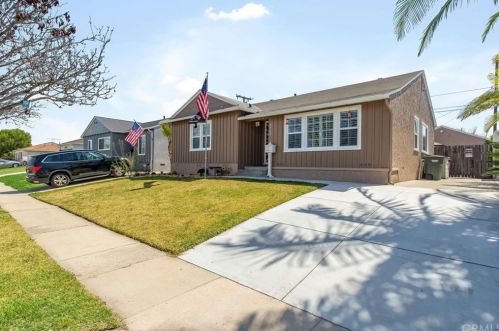 2902 Sandwood St, Lakewood, CA 90712-3328