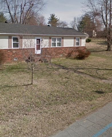 760 Washington Blvd, Madisonville, KY 42431-3906