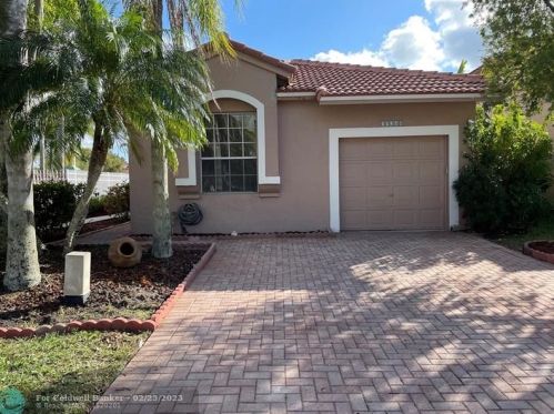 19248 14th St, Hollywood FL  33029-4508 exterior