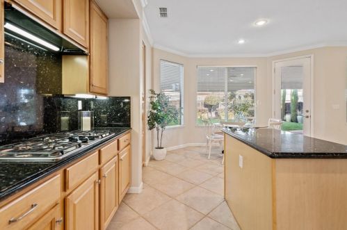 3909 Edgeview Ct, Modesto CA  95355-7318 exterior