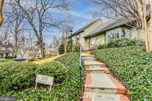 3211 Worthington St, Washington, DC 20015-2336