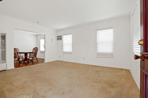 5960 Lime Ave, Long Beach, CA 90805-3513