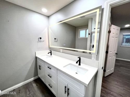 1663 Sutter Ave, Simi Valley CA  93065-4540 exterior