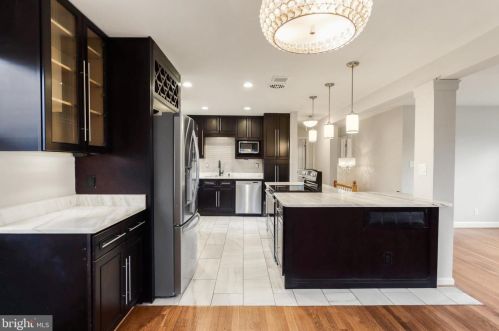 3216 Hewitt St, Falls Church VA  22042-2508 exterior