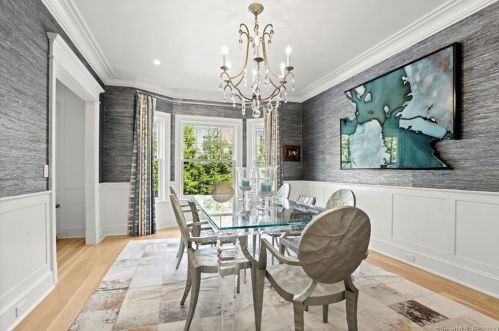 310 South Ave, New Canaan CT  06840-5820 exterior