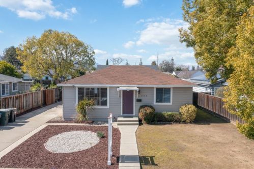 1321 Selo Dr, Sunnyvale, CA 94087-4411