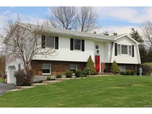 5 Meadow Hill Ln, Warwick, NY 10990-3030