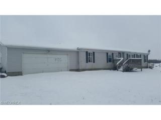 3240 Lillie Rd, New Lyme, OH 44047-8310