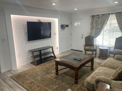 1156 Scranton St, Denver CO  80011-6408 exterior