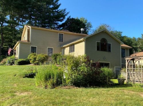 425 Camp Westwood Rd, Coventry, RI 02827-1507