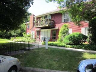 6 Homestead Village Dr, Warwick, NY 10990-4208