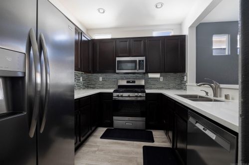 9484 Compass Point Dr, San Diego, CA 92126-5597