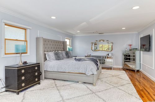 2672 Rachel St, North Bellmore NY  11710-5414 exterior