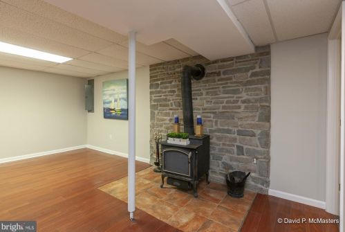 277 Black Cub Run Ln, Harpers Ferry WV  25425-6805 exterior