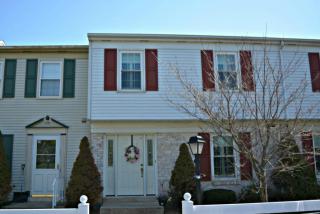 2016 Carlton Dr, Lebanon, PA 17042-5767