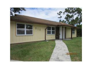 810 Dempsey Ave, Sebastian, FL 32958-4420