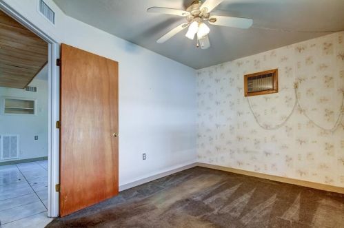 6271 62nd Ave, Pinellas Park FL  33781-5203 exterior