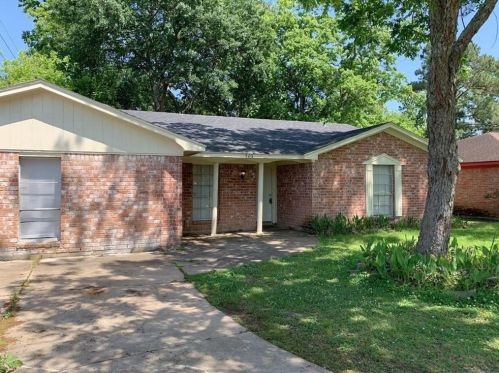 503 Cambridge Village Dr, Humble TX  77338-5008 exterior