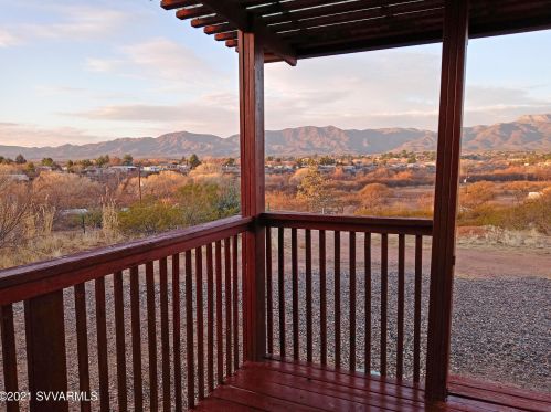 5735 Lux Ln, Cottonwood, AZ 86326-6110