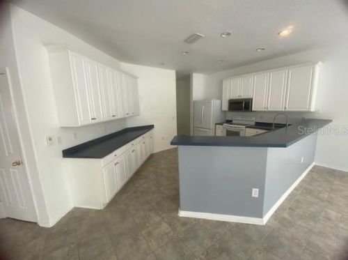 10637 Dawns Light Dr, Riverview, FL 33578-6107