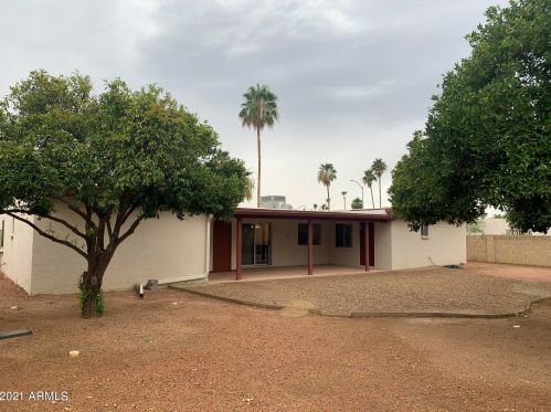 5040 Bloomfield Rd, Scottsdale, AZ 85254-4124