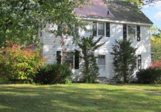 200 Lindbergh Ave, Defreestville, NY 12144-1017