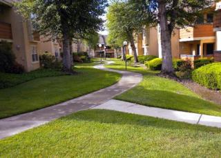 1826 Arrow Rte, Upland CA  91786-4205 exterior