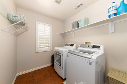 25989 Msn Rd, Loma Linda CA  92354-6506 exterior