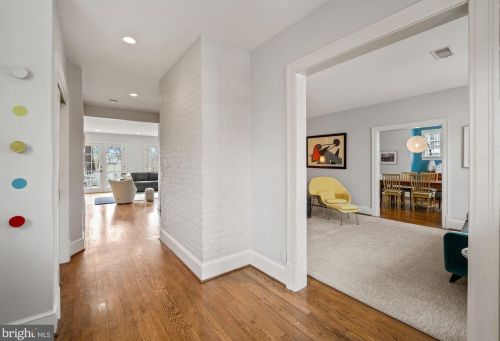 4414 Lowell St, Washington, DC 20016-2749