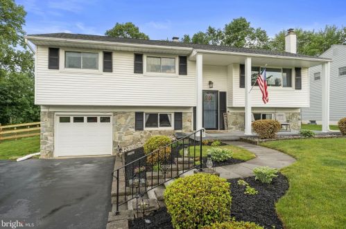 3644 Worthington Rd, Collegeville, PA 19426-3430