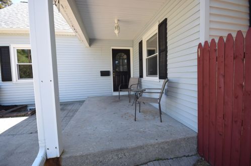 834 Lincoln Dr, West Bend, WI 53095-4740