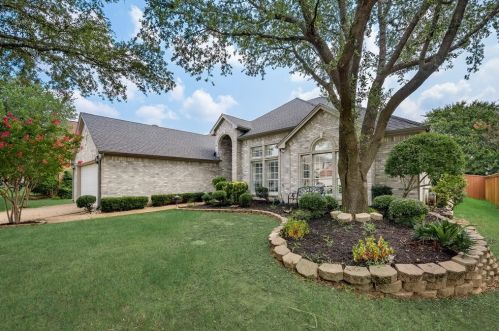 6008 Rock Ridge Dr, Lewisville TX  75028-3772 exterior