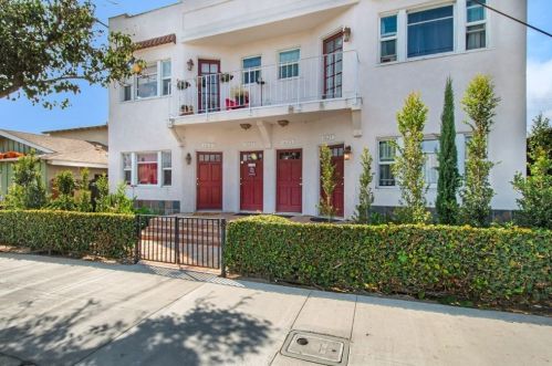 1623 Obispo Ave, Long Beach, CA 90804-1730