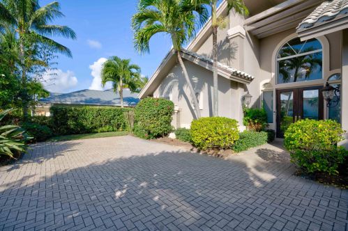 115 Olympus Way, Jupiter FL  33477-7335 exterior
