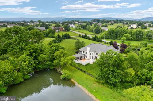 38139 Piggott Bottom Rd, Purcellville, VA 20132-9616