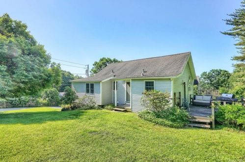 3 Hemlock Dr, Mahopac NY  10541-5357 exterior