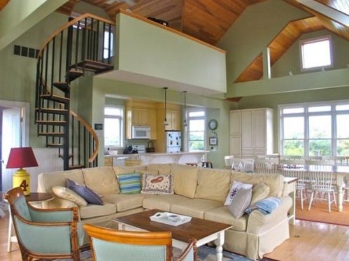 76 Mattakesett Way, Marthas Vineyard, MA 02539-7904