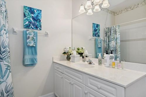 9796 Alhambra Ln, Bonita Springs FL  34135-2811 exterior