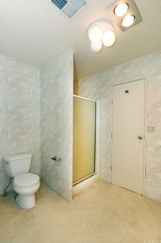 5200 Irvine Blvd, Irvine CA 92620-2013 exterior