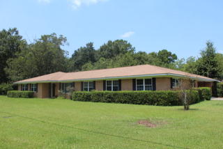 402 Camphor Ave, Foley, AL 36535-2125