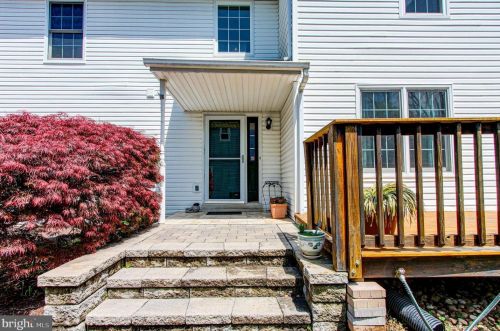 335 Park Ave, Harleysville, PA 19438-1856