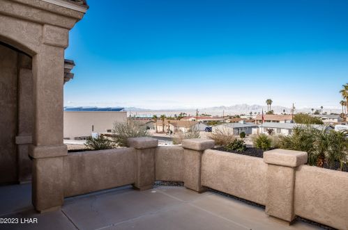 3208 Pioneer Dr, Lake Havasu City, AZ 86404-4104
