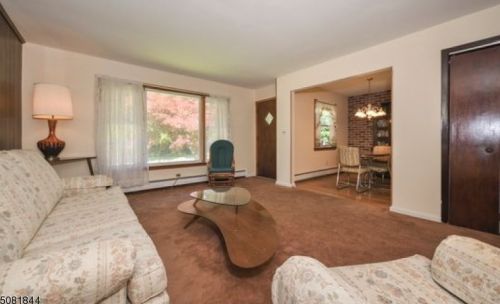 18 Canfield Ave, Dover, NJ 07869-1807