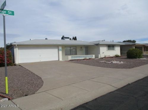 5808 Dodge St, Mesa, AZ 85205-6630
