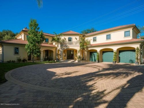 1732 Hiawatha Dr, Glendale, CA 91208-2618