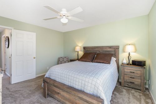 411 Springmill Dr, Newport KY  41076-1947 exterior